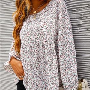 Floral Blouse - Never Worn!